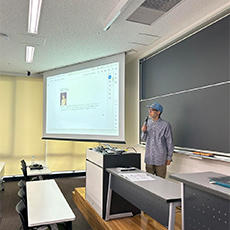 消費者行動論 経営学部卒業生モノ・マガジン編集長　前田 賢紀 氏