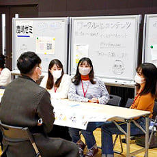 社会連携ゼミ交流会の一コマ