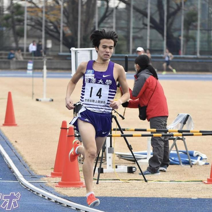 雨切り裂く好走-第2回世田谷陸上競技会-