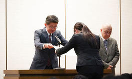 「令和7年度 学長賞・学長奨励賞」の授与式が行われました