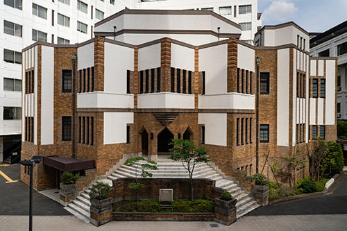 20250806komazawadaigakukyutoshokan